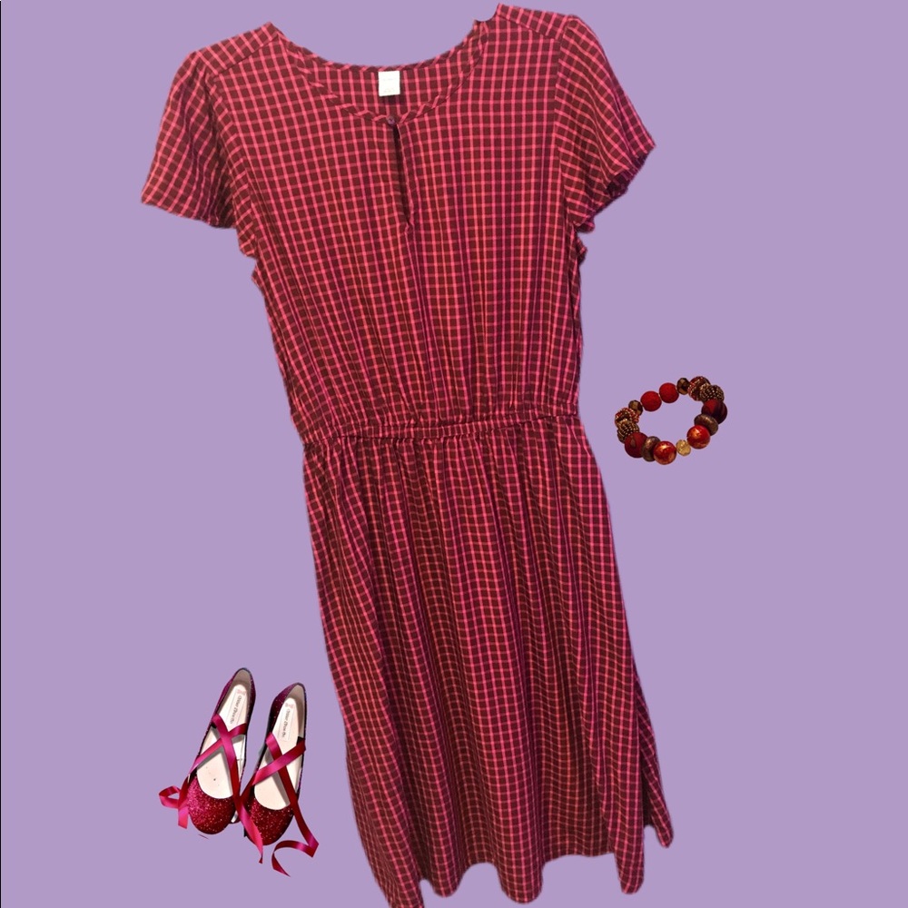 ⭐️$6⭐️ NWT Old Navy plaid dress